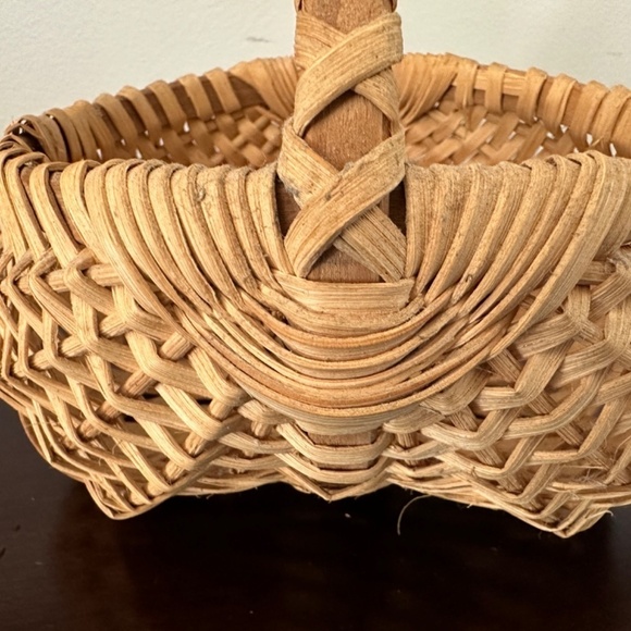 Vintage Primitive Small Buttocks Egg Splint Wood Basket - Picture 6 of 10